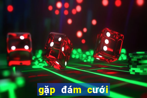 gặp đám cưới đánh con gì