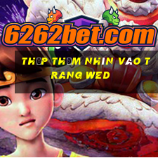 Thấp thỏm nhìn vào trang wed