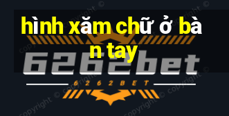 hình xăm chữ ở bàn tay