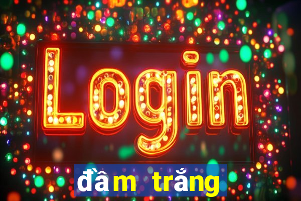 đầm trắng bẹt vai